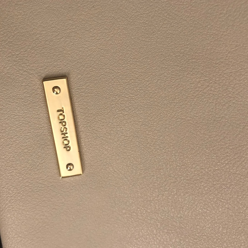 Embroidered bag - Picture 7 of 7